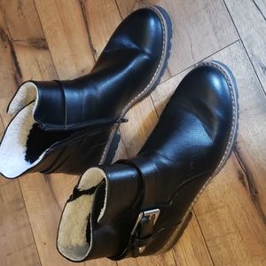 Womans nautica boots 6.5